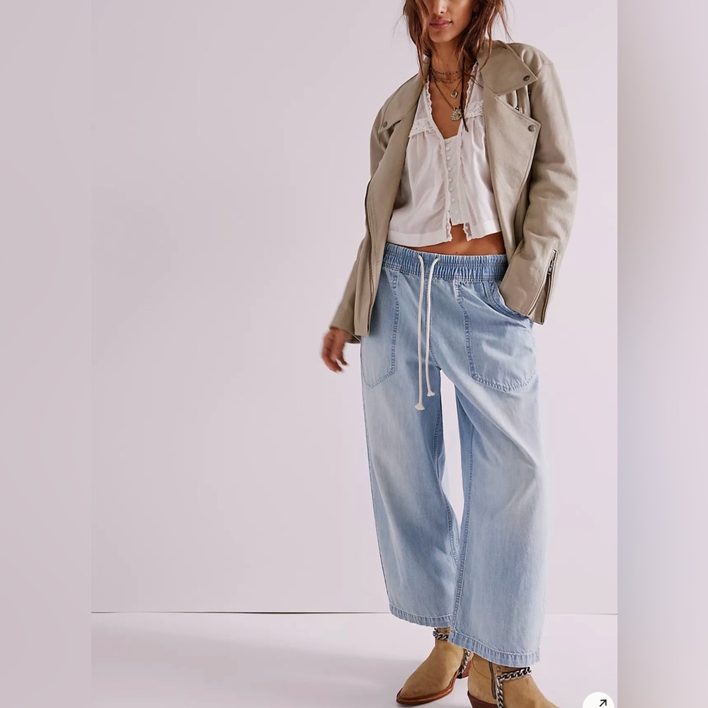 NWT We The Free Easy Peasy Pull-On Jeans..  Size-L.. Color -Piece of Cake